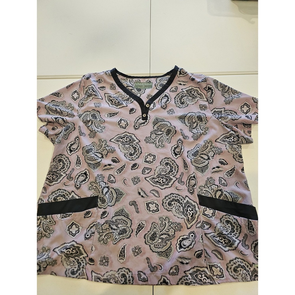 Lauderdale Womens 2X Paisley Scrub Top Pink Black Short Sleeve Pockets